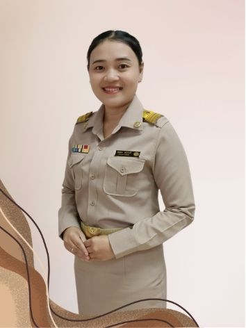 นางสาวปิยวรรณ  อายุสม