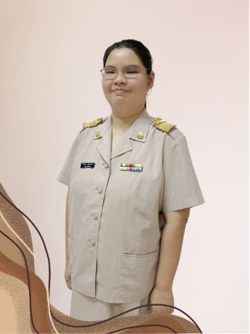 นางสาวนันทนา ภู่อนุสาสน์